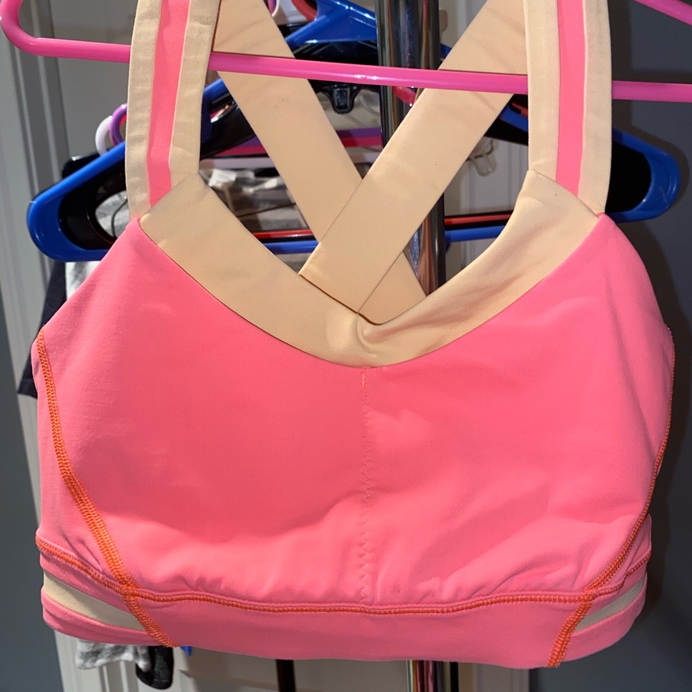 NEVER WORN pink and peach lululemon sports bra